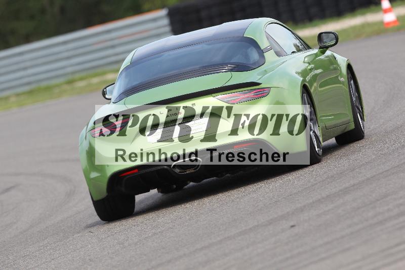 /Archiv-2022/58 30.08.2022 Caremotion  Auto Track Day ADR/Gruppe rot/35